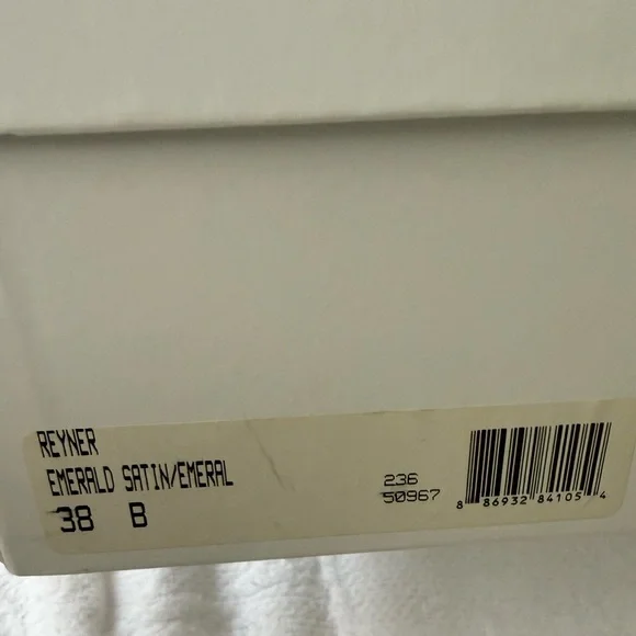 Tabitha Simmons Reyner Emerald Satin Crystal Buckle Block Heels Size 8 NWT RARE - Picture 15 of 16